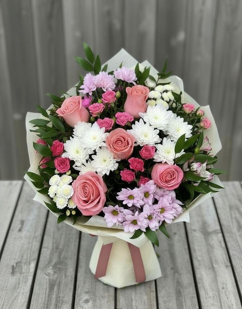 Букет цветов из: Альстромерии, Гвоздики, Розы и Хризантемы в Усть-Кан
