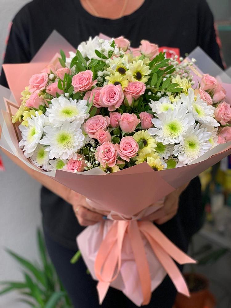 Букет цветов из: Розы и Хризантемы в Усть-Кан