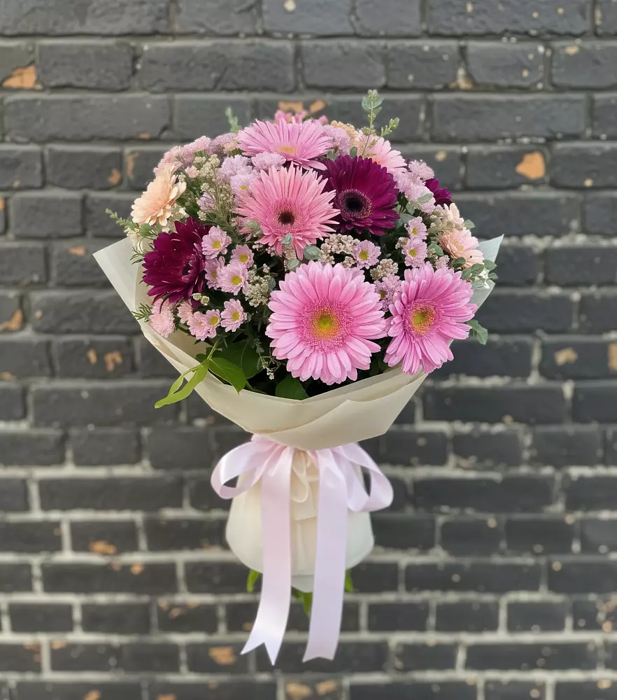 Букет цветов из: Герберы и Хризантемы в Усть-Кан