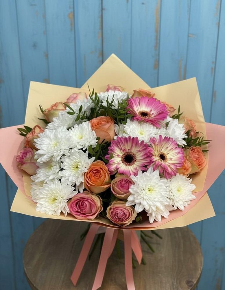 Букет цветов из: Розы, Герберы и Хризантемы в Усть-Кан