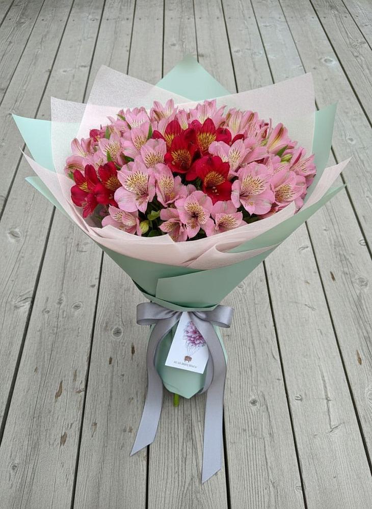 Букет цветов из: Альстромерии в Усть-Кан