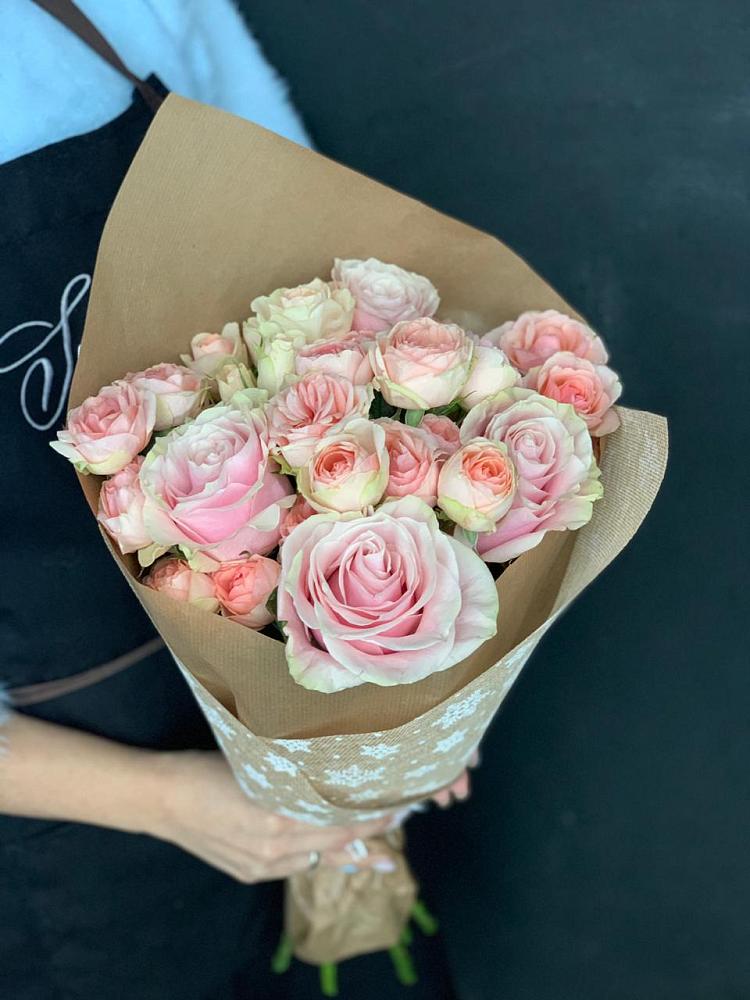 Букет цветов из: Хризантемы и Розы в Усть-Кан