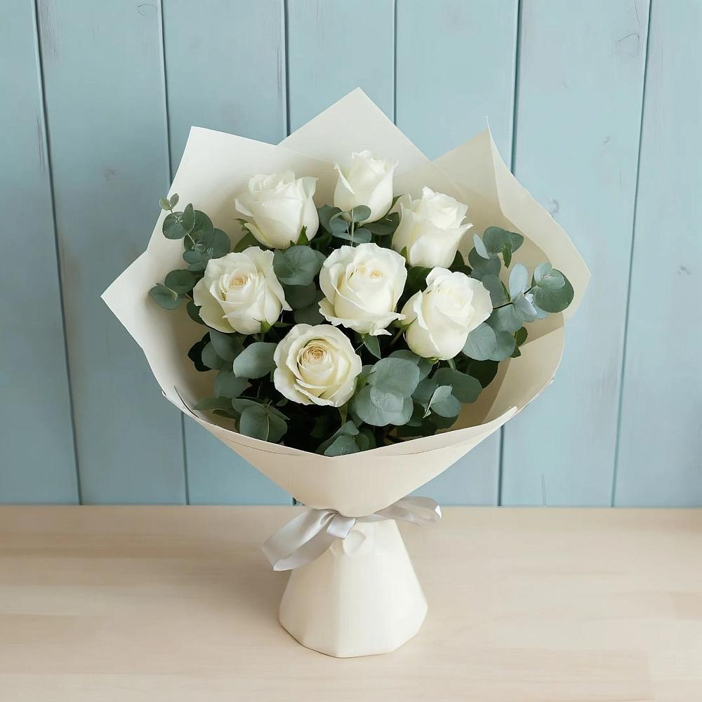 Букет Белые розы в Эвкалипте в Усть-Кан