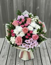 Букет цветов из:  Альстромерии, Гвоздики, Розы и Хризантемы в Усть-Кан