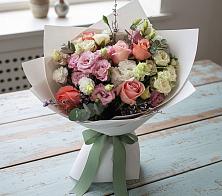 Букет цветов из:  Розы, Лизиантусы и Гвоздики в Усть-Кан