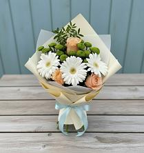 Букет цветов из:  Герберы, Розы и Хризантемы в Усть-Кан