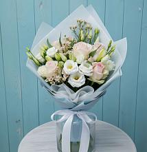 Букет цветов из:  Розы и Лизиантусы #REPLACE_PRED# Усть-Кан