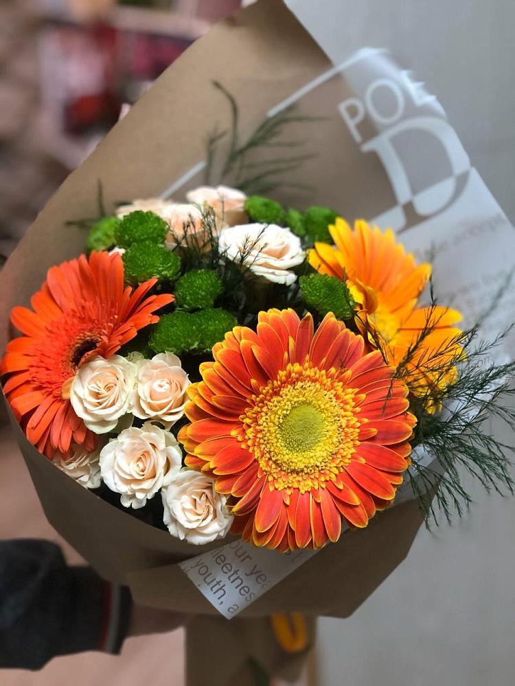 Букет цветов из: Герберы, Хризантемы и Розы в Усть-Кан